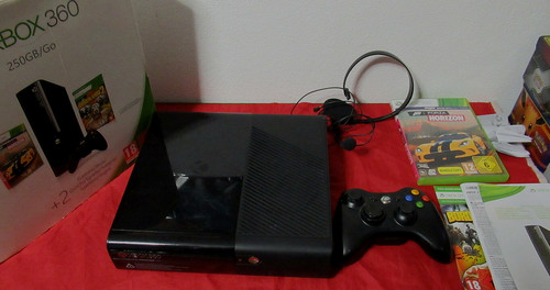 Xbox 360 console - 250, gb