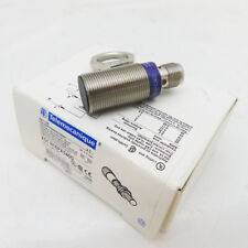 TELEMECANIQUE XS1 N18PA340D Interruttore di prossimità induttivo -new-