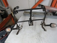 Supporto montaggio carena faro