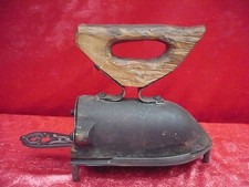 Bello, Antico Ferro da Stiro