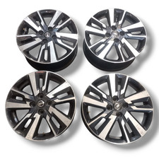Set Cerchi in lega R16 per Nissan Micra K14