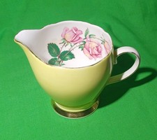 Lattiera bricco Old Royal Bone