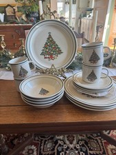 Set piatti albero di Natale