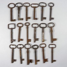 LOTTO STOCK 18 CHIAVI ANTICHE IN FERRO FORGIATO METALLO ANTIQUE KEYS W287