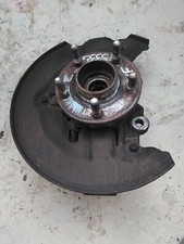 Mozzo ruota anteriore sinistro