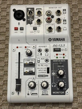 YAMAHA AG03 WHITE Mixer 3 Canali per Live Streaming con Scheda Audio Usb