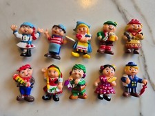 Set 10 soggetti Gli allegri europini 1995 sorpresine Bauli in buone condizioni