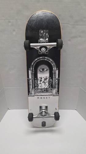 Monet full skateboard - full, used!