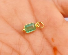 Charm smeraldo naturale -