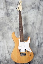 YAMAHA Chitarra Elettrica