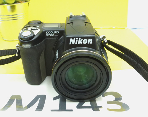 Nikon coolpix 5700 megapixel - 5,