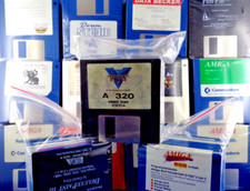 COMMODORE AMIGA -- DISCHETTI