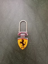 Iconico Portachiavi Originale  FERRARI SCUDO