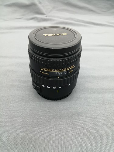 Obiettivo zoom grandangolare