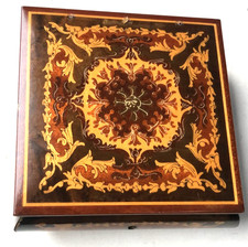 SCATOLA SORRENTINA IN LEGNO