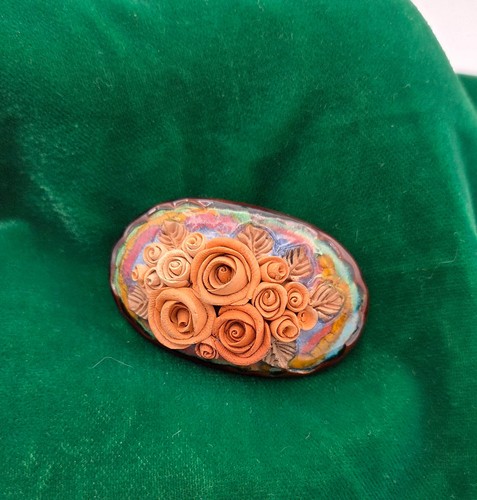 Spilla rosa ceramica artistica