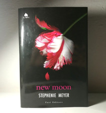 NEW MOON DI STEPHENIE MEYER