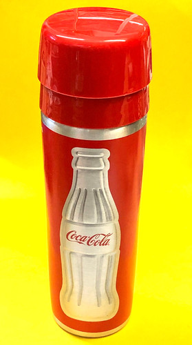 Coca cola italia - italia, borraccia