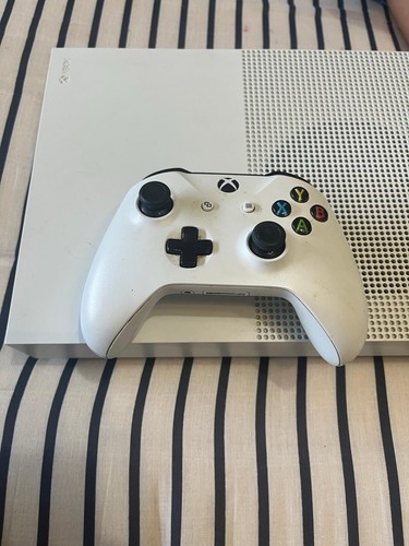 Microsoft xbox one - one, s