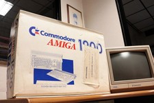 COMPUTER COMMODORE AMIGA 1200