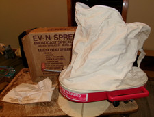 seminatrice/spandiconcime modello 2700-A Earthway in ottime condizioni usata