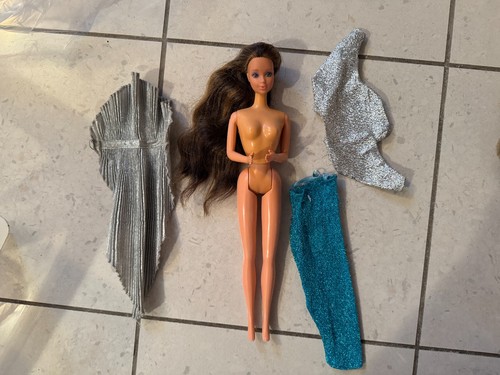 Barbie jewel secrets whitney - jewel,