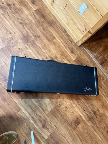 Custodia rigida fender - fender, 66