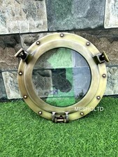 Antico oblò barca canale