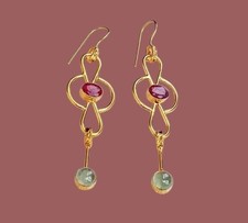 Incredibile orecchino a goccia