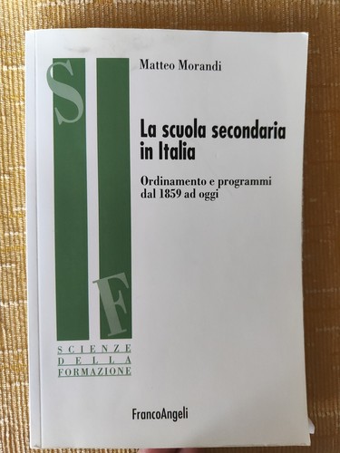 Scuola secondaria italia - secondaria, in