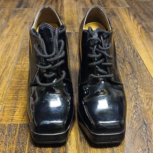 Scarpe costume stringate