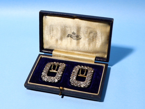 Coppia fibbie per - , c1890