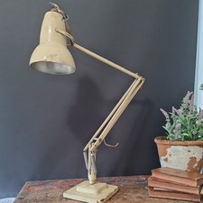 Biege Anglepoise Lamp 1227
