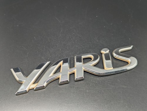 Toyota yaris logo - toyota,