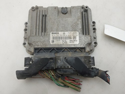 55560810 centralina motore
