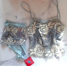 Y2K Occhi Verdi La Perla Set