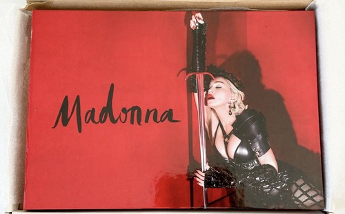 Libro vip madonna - libro, cuore