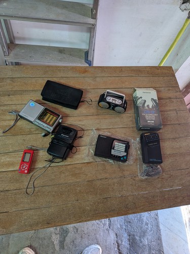 Vintage portable radio - portable,