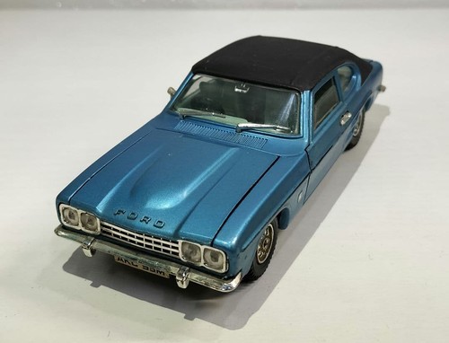 Dinky toys ford capri - 1/25,