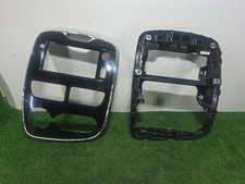 MASCHERINA AUTORADIO RENAULT CLIO ANNO DAL 2013 AL 2019. 681048775R/682609599R.