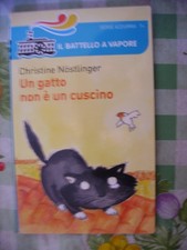 UN GATTO NON E' UN CUSCINO -