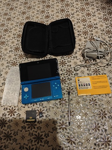 Nintendo 3ds aqua blue - nintendo,