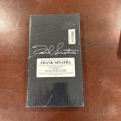 Frank sinatra voice time - sinatra, a