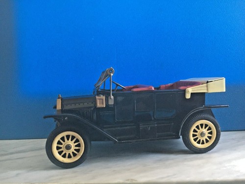 Automobile giocattolo latta - automobile,