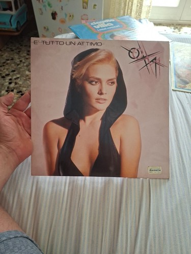 Anna oxa è tutto un - lp,