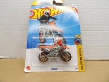 Hot Wheels HW450F arancione