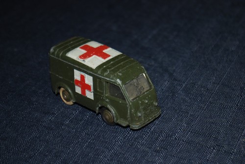 Dinky toys origine ambulance - dinky, d'origine