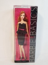 BAMBOLA BARBIE BASICS MODELLO