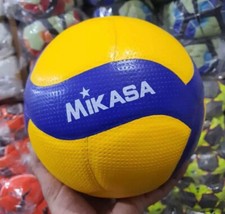 pallavolo mikasa V200W |