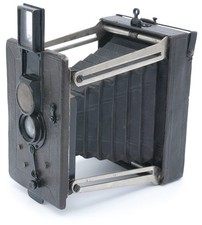 Murer Klapp NL2 made in Italy small italian camera 6x9cm format. Very rare.